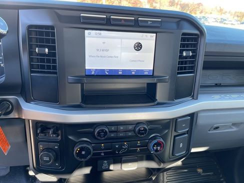 New 2024 Ford F550 4x4 Regular Cab Super Duty image 11