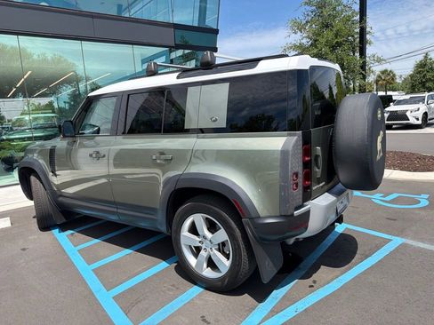 Used 2023 Land Rover Defender 110 SE AWD/4WD image 4