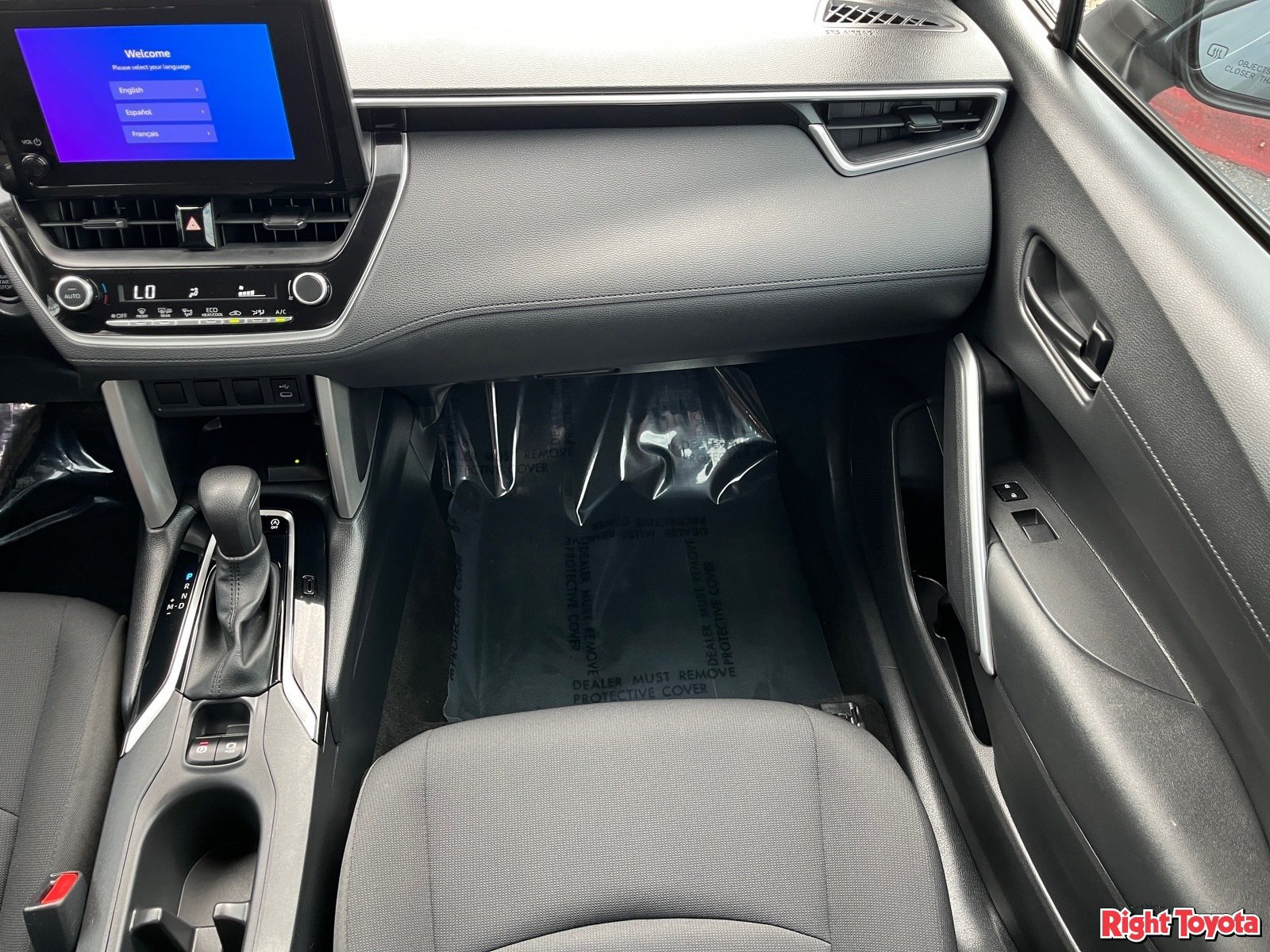 Certified 2024 Toyota Corolla Cross LE w/ Moonroof Package FWD image 19