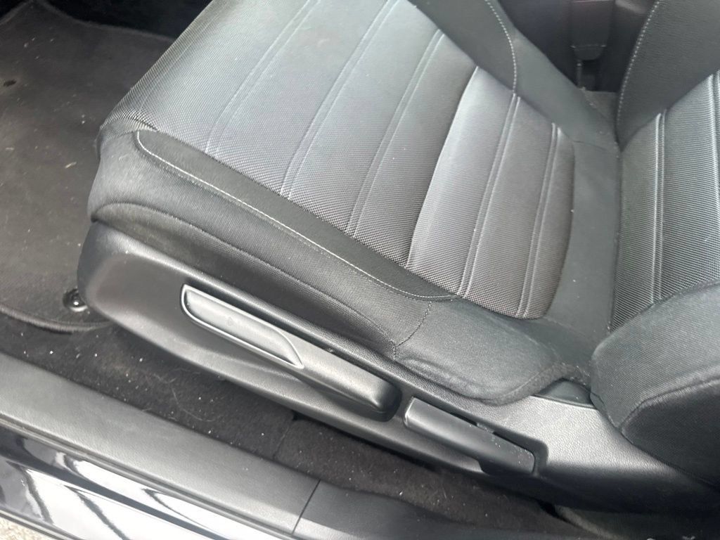 Used 2018 Honda CR-V LX image 14
