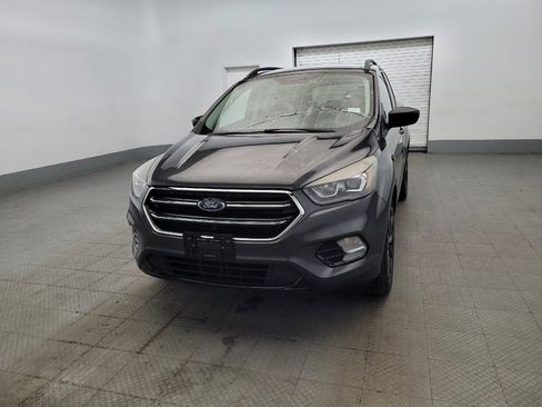 Used 2018 Ford Escape SE w/ SE Sport Appearance Package FWD image 15