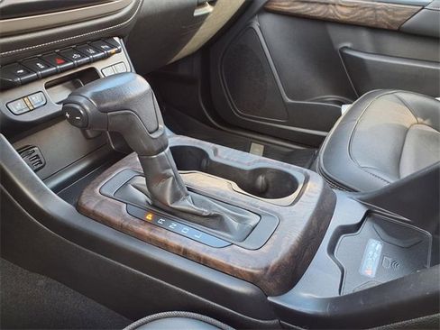 Used 2021 GMC Canyon Denali image 12