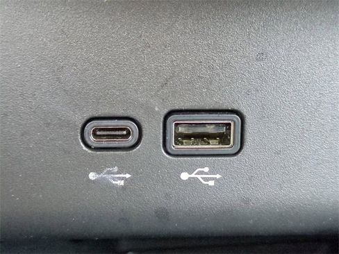 Used 2024 Buick Encore GX Preferred image 21