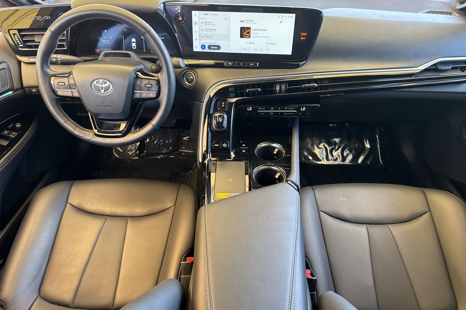 Certified 2025 Toyota Mirai XLE RWD image 17