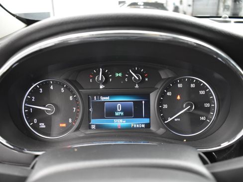 Used 2021 Buick Encore Preferred FWD image 24