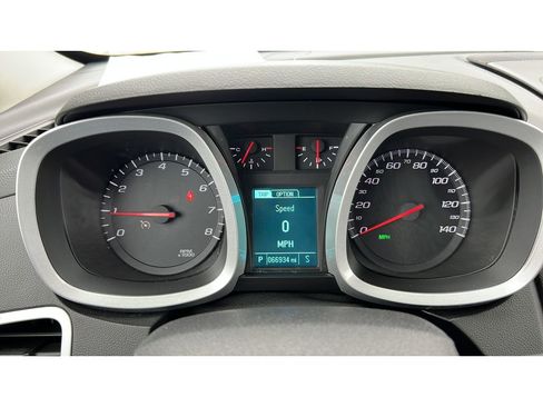 Certified 2017 Chevrolet Equinox LT w/ Convenience Package image 15