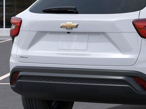 New 2026 Chevrolet Trax LS FWD image 14
