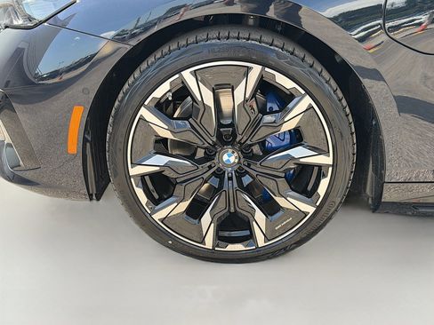 New 2027 BMW 550e xDrive w/ Executive Package AWD/4WD image 40