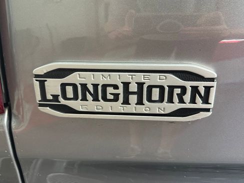 Used 2022 RAM 1500 Limited w/ Body Color Bumper Group image 6