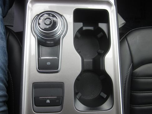 Used 2024 Ford Edge SEL w/ Convenience Package AWD/4WD image 15