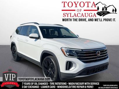 Used 2025 Volkswagen Atlas SE