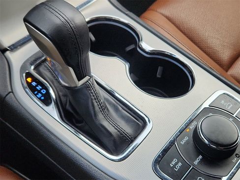 Used 2020 Jeep Grand Cherokee Summit w/ Skid Plate Group image 15