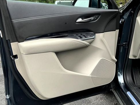 Used 2021 Cadillac XT4 Luxury image 41