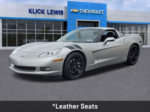 Used 2005 Chevrolet Corvette Coupe w/ Preferred Equipment Group image 3