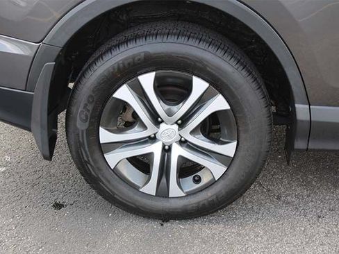 Used 2017 Toyota RAV4 LE w/ All Weather Liner Package AWD/4WD image 8