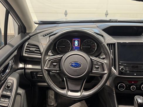 Used 2019 Subaru Crosstrek 2.0i Limited w/ Moonroof Package w/Navigation image 25