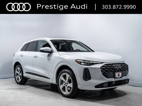 Used 2025 Audi Q5 Premium Plus w/ Premium Plus AWD/4WD image 10