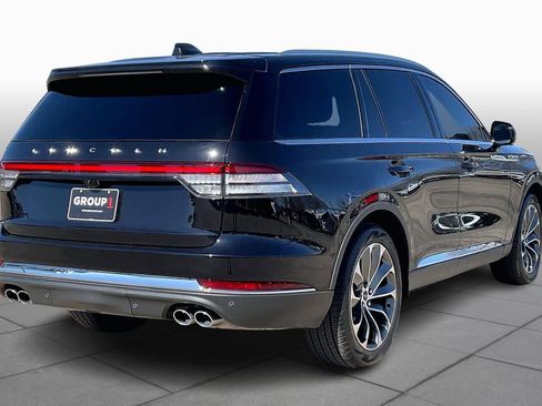 Used 2025 Lincoln Aviator Reserve image 13
