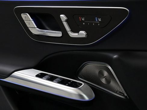 Certified 2026 Mercedes-Benz E 350 4MATIC Sedan image 24