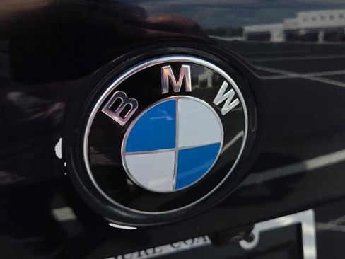 Certified 2025 BMW X5 sDrive40i w/ Executive Package image 16