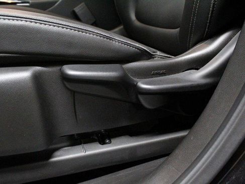 Certified 2024 Buick Encore GX Sport Touring image 17