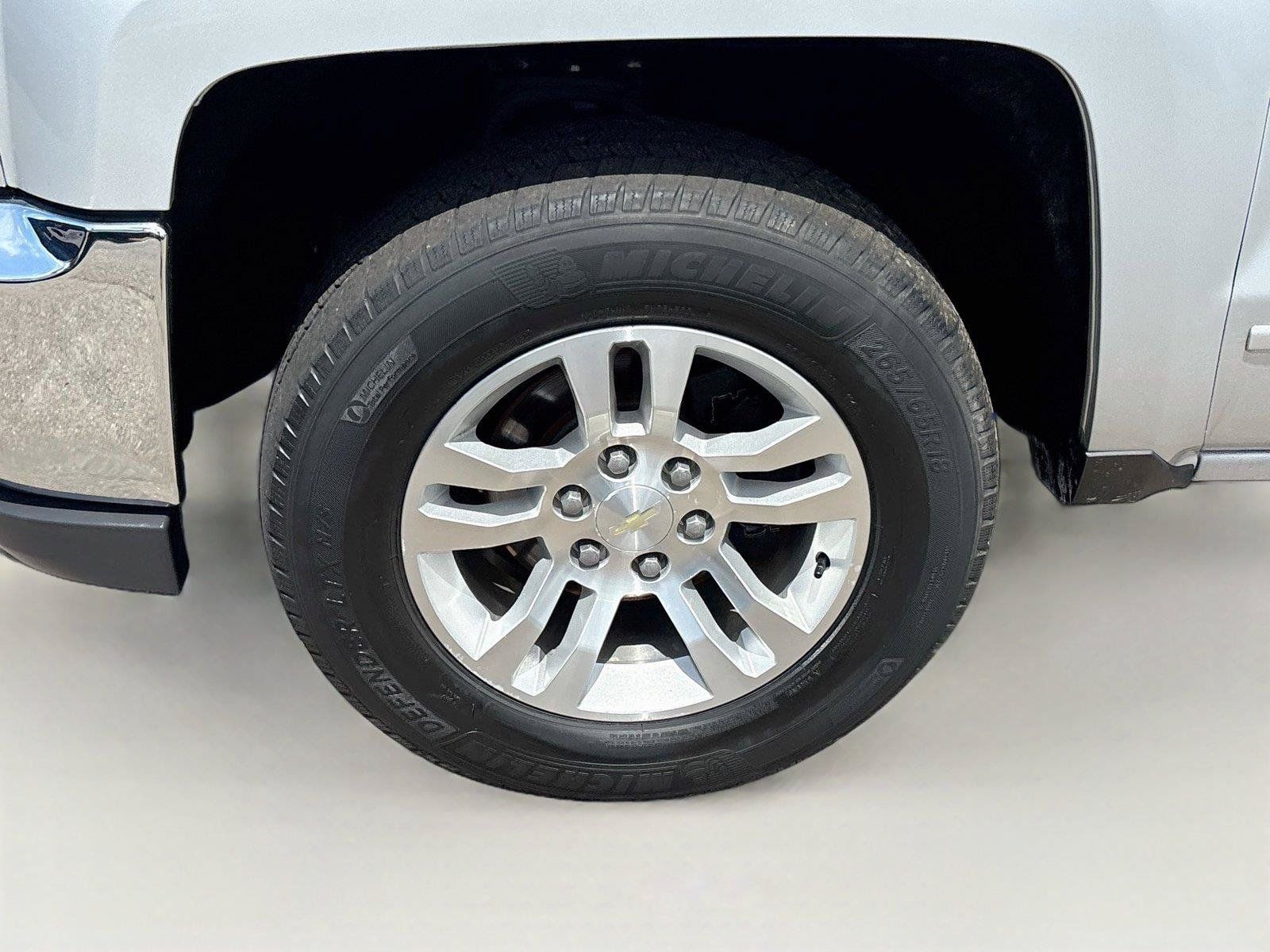 Used 2017 Chevrolet Silverado 1500 LT w/ All Star Edition RWD image 29