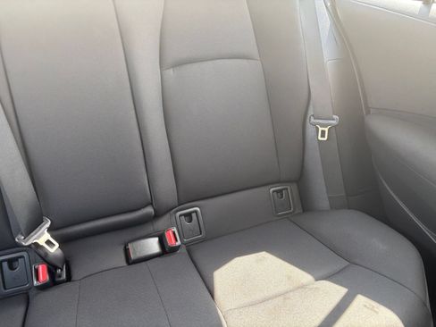 Used 2025 Toyota Corolla LE FWD image 30