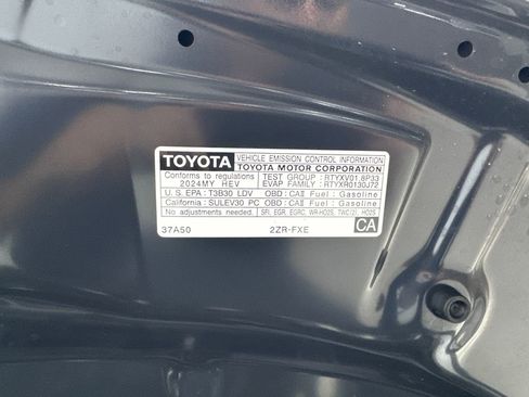 Used 2024 Toyota Corolla LE w/ LE Convenience Package FWD image 74