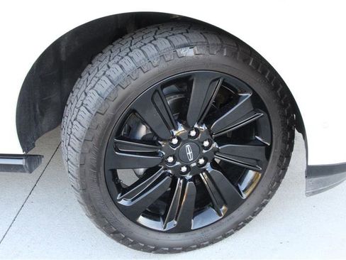 Used 2022 Lincoln Navigator L Reserve AWD/4WD image 49