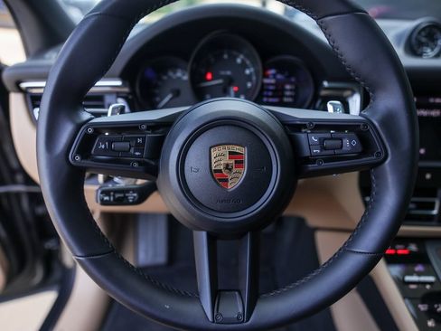 Certified 2026 Porsche Macan AWD/4WD image 54