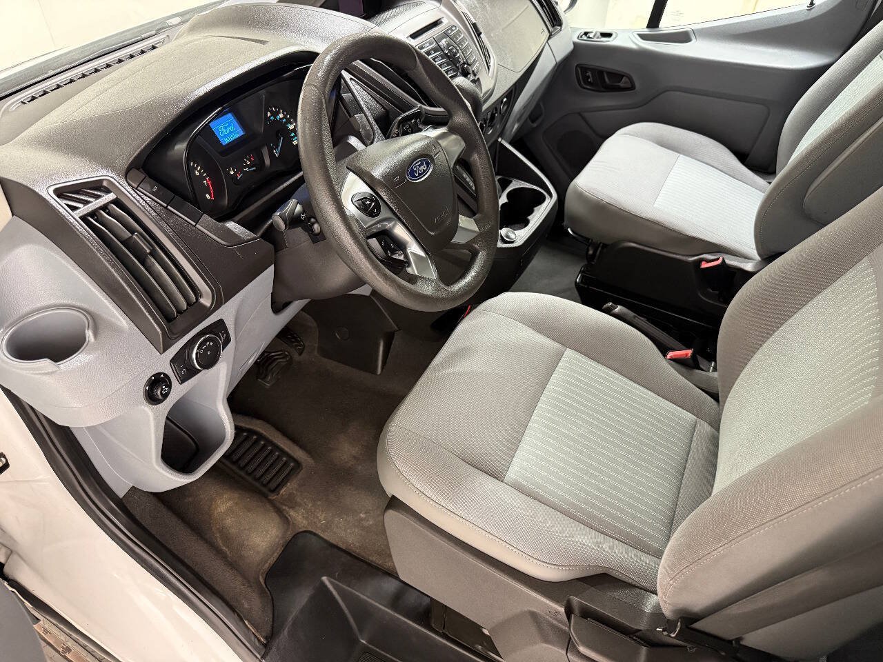 Used 2019 Ford Transit 350 XLT RWD image 53