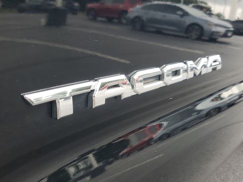 Certified 2023 Toyota Tacoma Limited AWD/4WD image 8