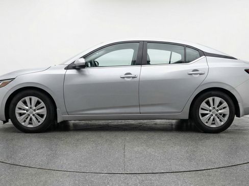 Used 2025 Nissan Sentra S FWD image 5
