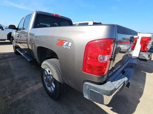 Used 2013 Chevrolet Silverado 2500 LTZ w/ LTZ Plus Package AWD/4WD image 4