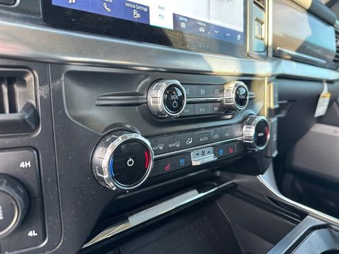 Used 2022 Ford F150 Lariat image 15