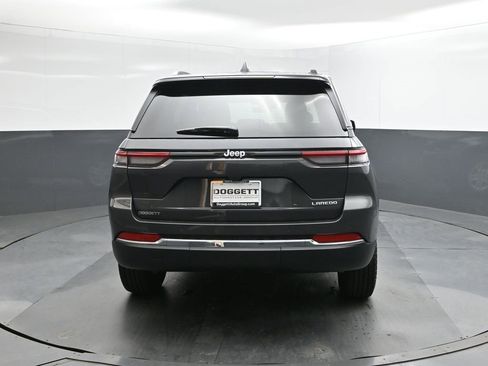 New 2025 Jeep Grand Cherokee Laredo w/ Luxury Tech Group I image 8