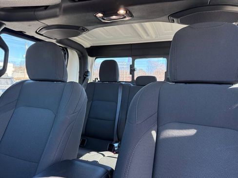 Used 2023 Jeep Gladiator Sport image 22