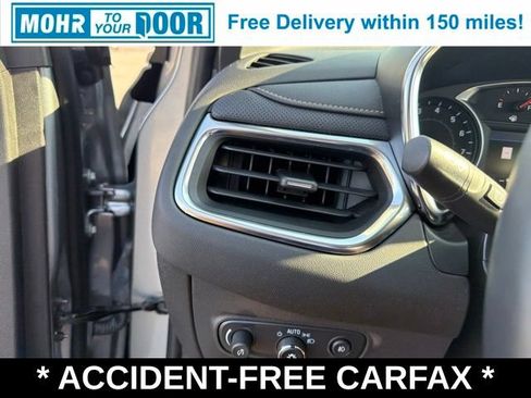 Used 2024 Chevrolet Equinox Premier AWD/4WD image 16