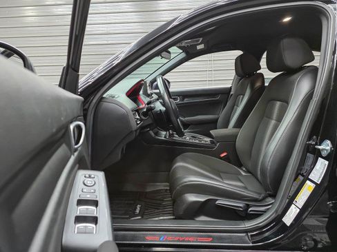 Used 2024 Honda Civic Sport image 13