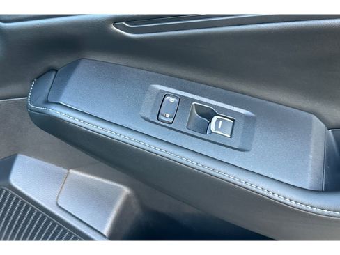 Used 2025 Honda Accord Sport image 19