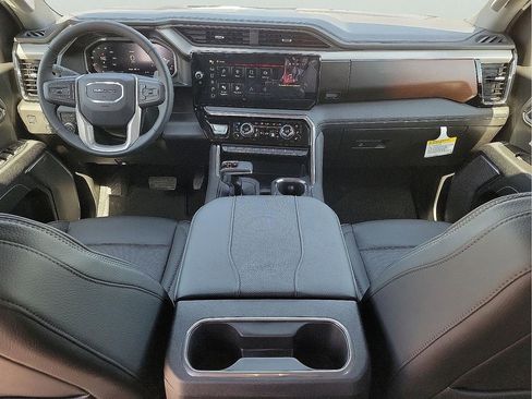 New 2026 GMC Sierra 1500 Denali w/ Technology Package image 11