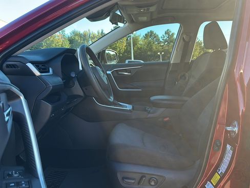 Used 2024 Toyota RAV4 XLE image 10