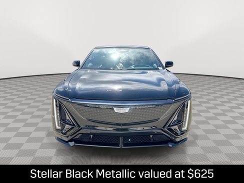 New 2026 Cadillac Lyriq V AWD/4WD image 3