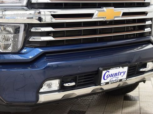 Used 2022 Chevrolet Silverado 3500 High Country image 13