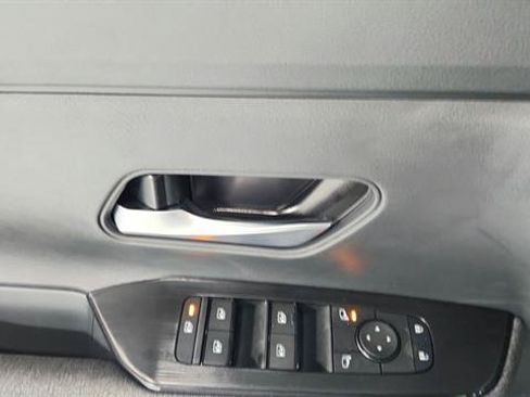 Certified 2026 Nissan Kicks SV FWD image 18