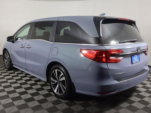Used 2024 Honda Odyssey Touring image 13