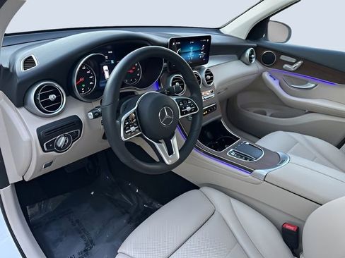 Certified 2022 Mercedes-Benz GLC 300 White image 12