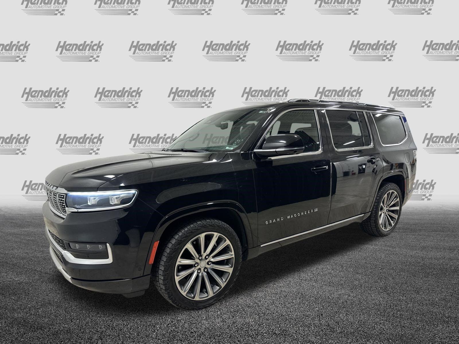 Used 2022 Jeep Grand Wagoneer Series II w/ Convenience Group III AWD/4WD image 5