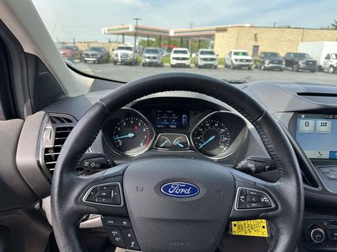 Used 2018 Ford Escape SEL w/ Ford Safe & Smart Package AWD/4WD image 18
