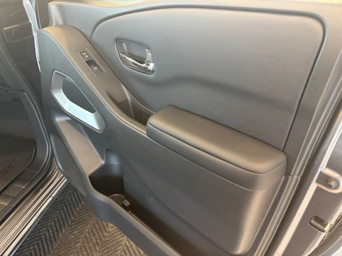 New 2026 Nissan Frontier SV w/ Tow Package image 20